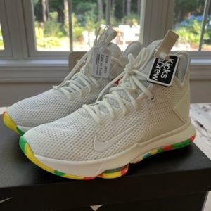 Lebron Witness IV EP Nike  'White Multi Camo'  Mens 8.5 /Womens 10